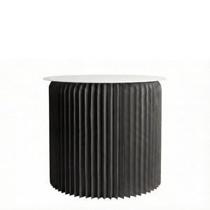 Table ronde pliable, Anne